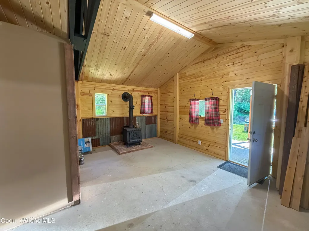 580 Crestview Road Plummer ID 83851