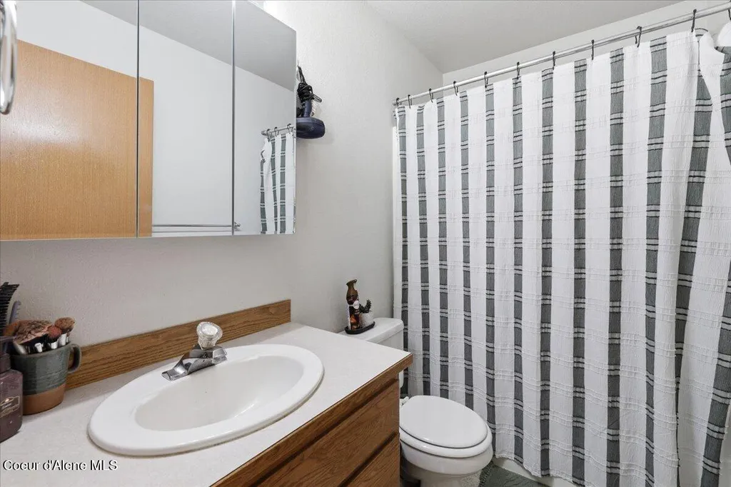 7443 W Macaw Lane Rathdrum ID 83858
