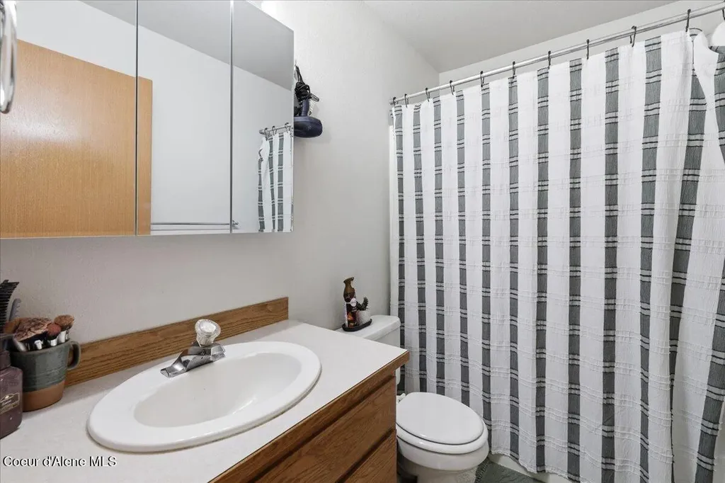 7443 W Macaw Lane Rathdrum ID 83858