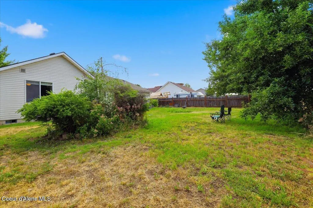 7443 W Macaw Lane Rathdrum ID 83858