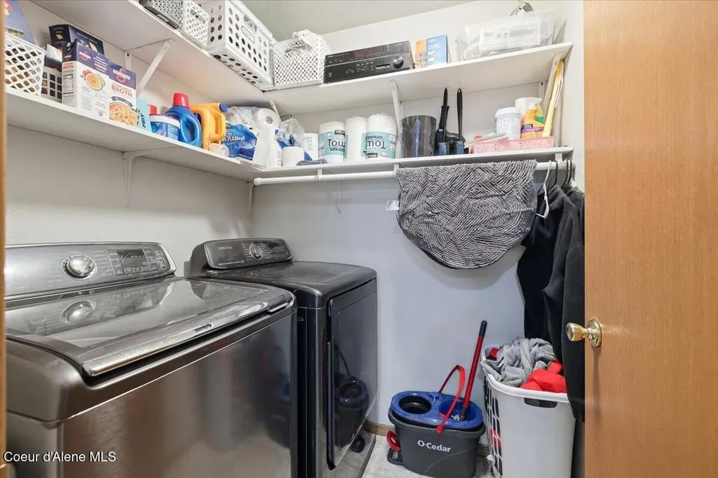 7443 W Macaw Lane Rathdrum ID 83858