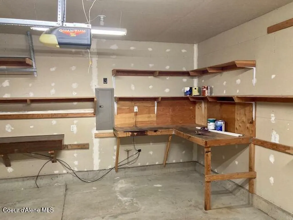 7443 W Macaw Lane Rathdrum ID 83858