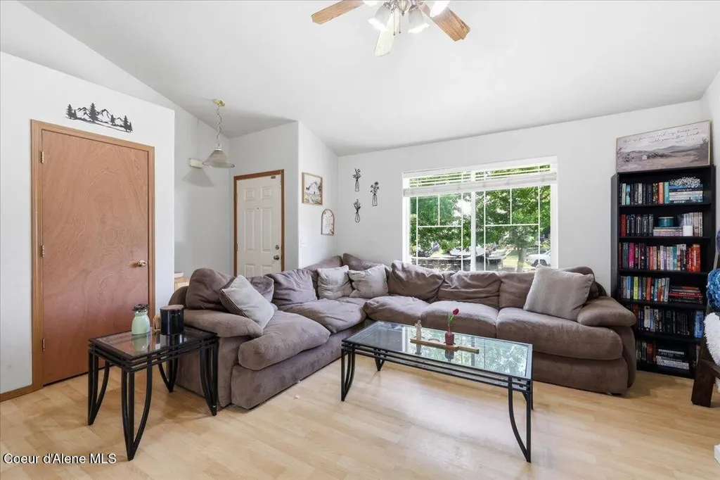7443 W Macaw Lane Rathdrum ID 83858