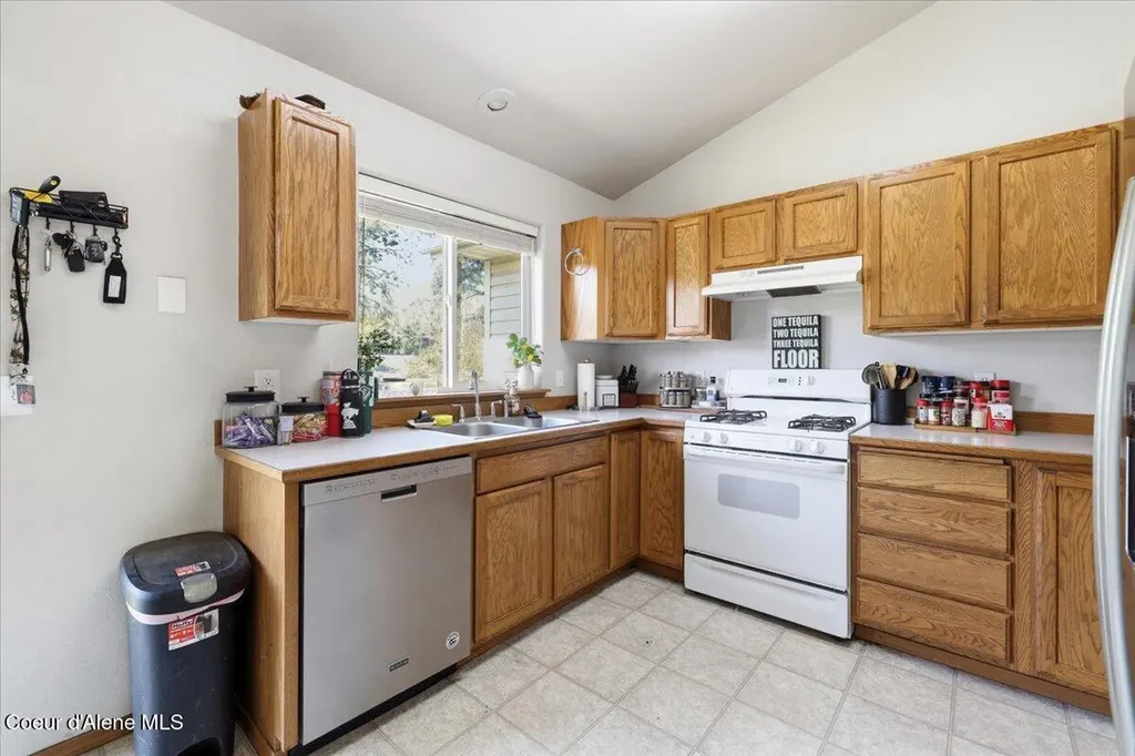 7443 W Macaw Lane Rathdrum ID 83858