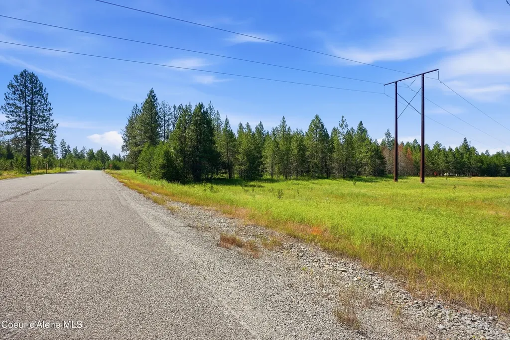 43XX Flatwoods Loop Rathdrum ID 83858