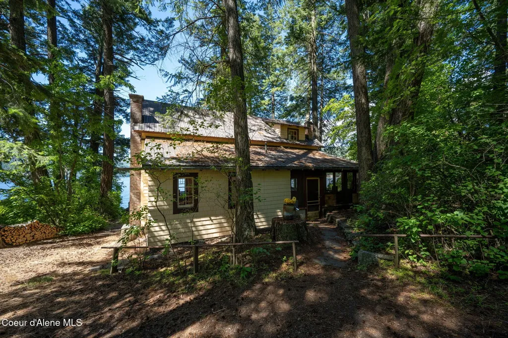 30515 N Osprey Road Spirit Lake ID 83869