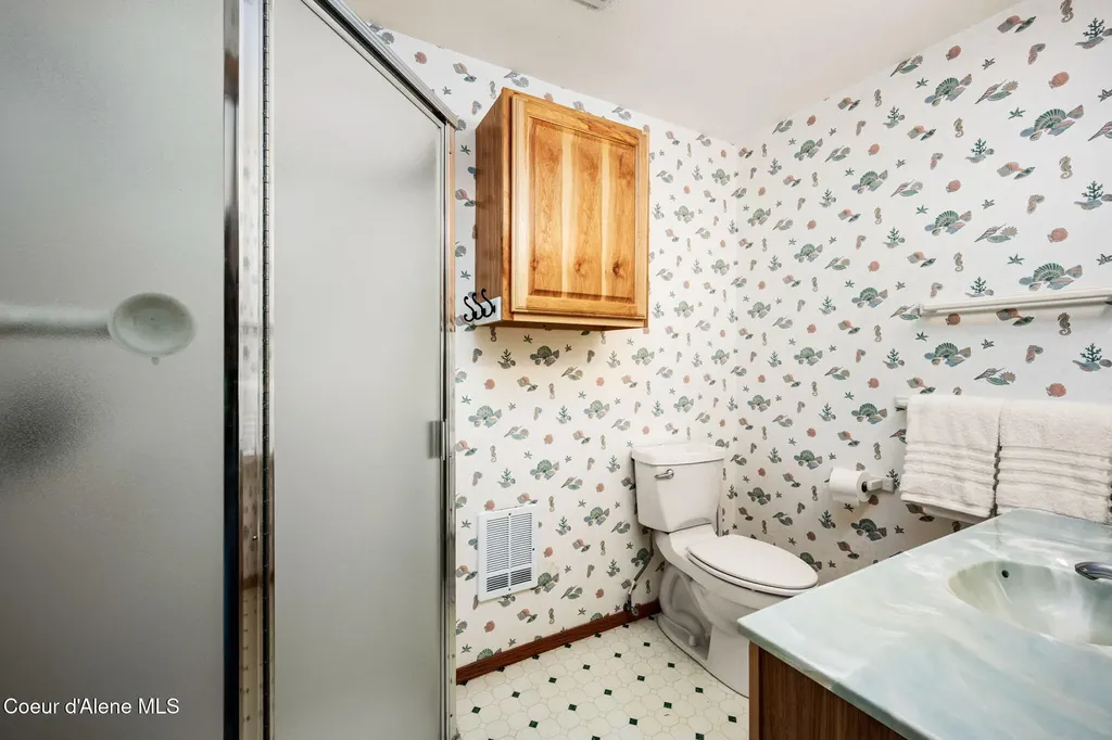 30515 N Osprey Road Spirit Lake ID 83869
