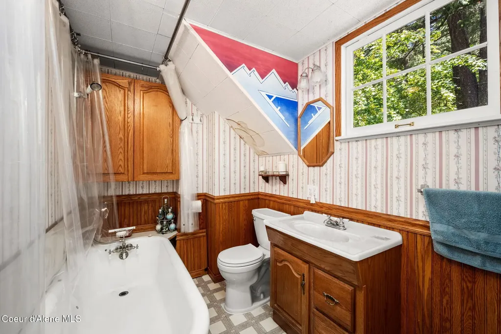 30515 N Osprey Road Spirit Lake ID 83869
