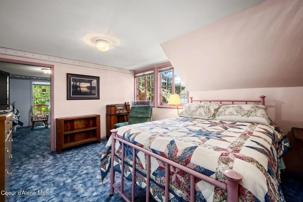 30515 N Osprey Road Spirit Lake ID 83869