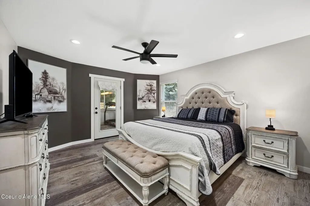 6928 N 4th Street Dalton Gardens ID 83815