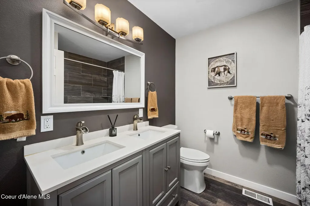 6928 N 4th Street Dalton Gardens ID 83815