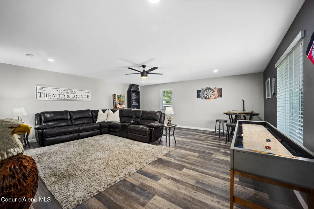 6928 N 4th Street Dalton Gardens ID 83815
