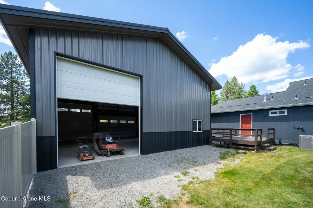 6928 N 4th Street Dalton Gardens ID 83815