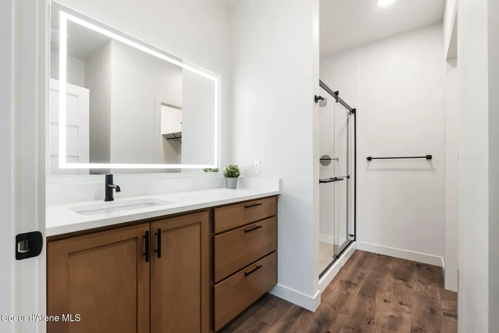 1721 Larch Street Sandpoint ID 83864
