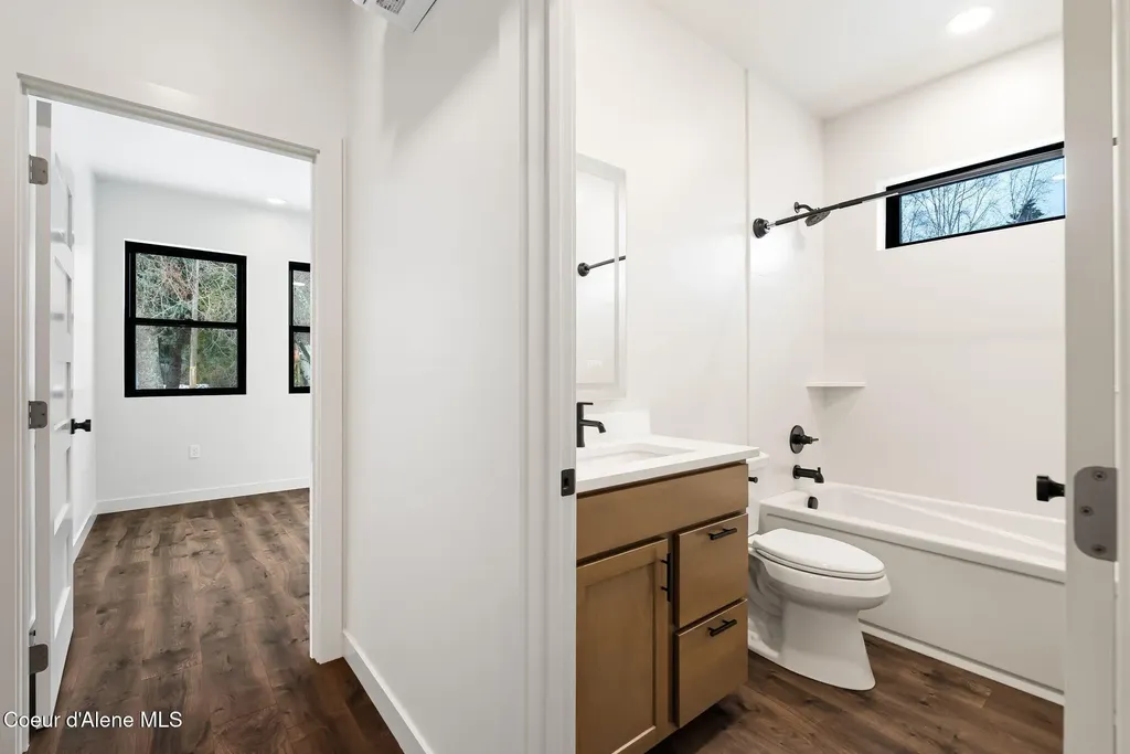 1721 Larch Street Sandpoint ID 83864