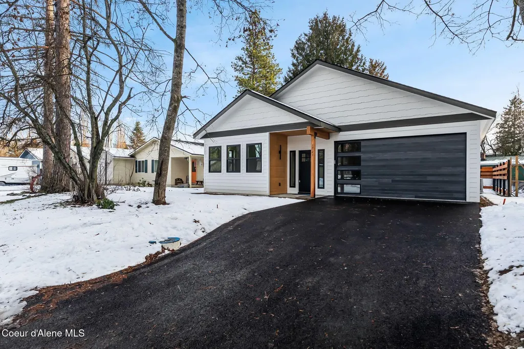 1721 Larch Street Sandpoint ID 83864
