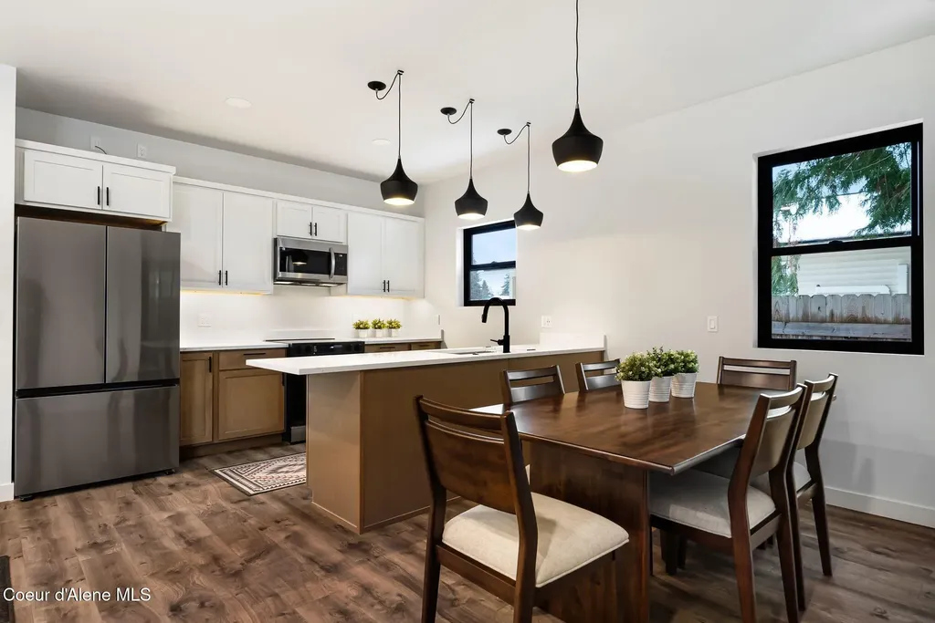 1721 Larch Street Sandpoint ID 83864