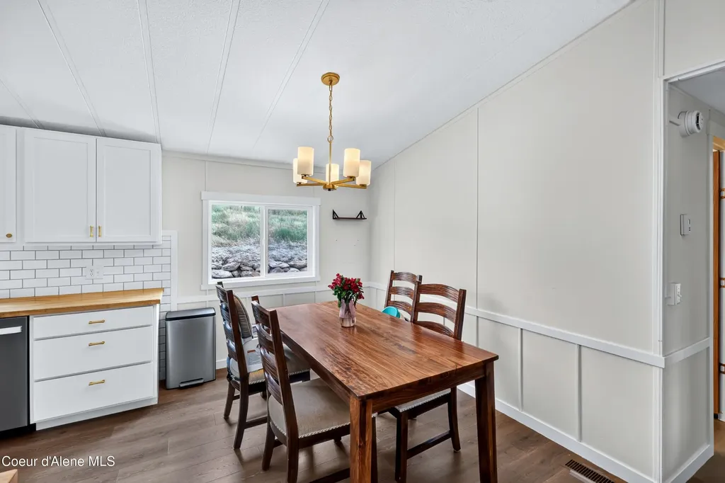 3343 S Carpenter Loop Post Falls ID 83854