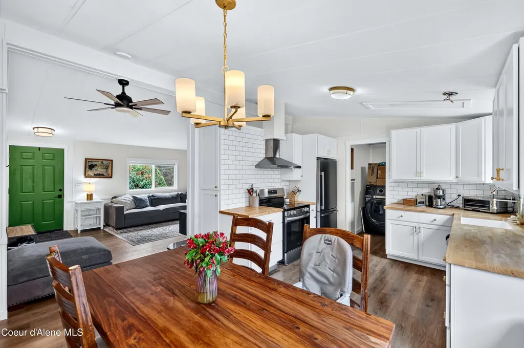 3343 S Carpenter Loop Post Falls ID 83854