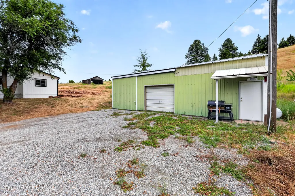 3343 S Carpenter Loop Post Falls ID 83854