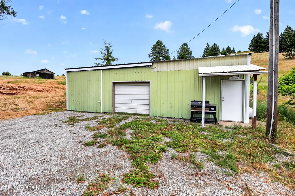 3343 S Carpenter Loop Post Falls ID 83854