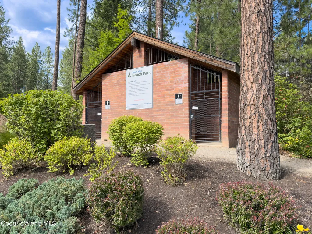 201 S Aerie Court Post Falls ID 83854