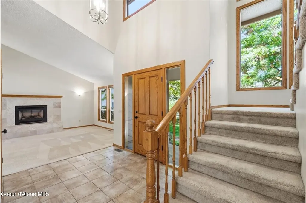 9737 N Circle Drive Hayden ID 83835