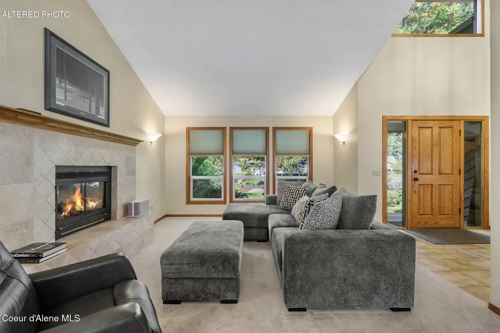 9737 N Circle Drive Hayden ID 83835