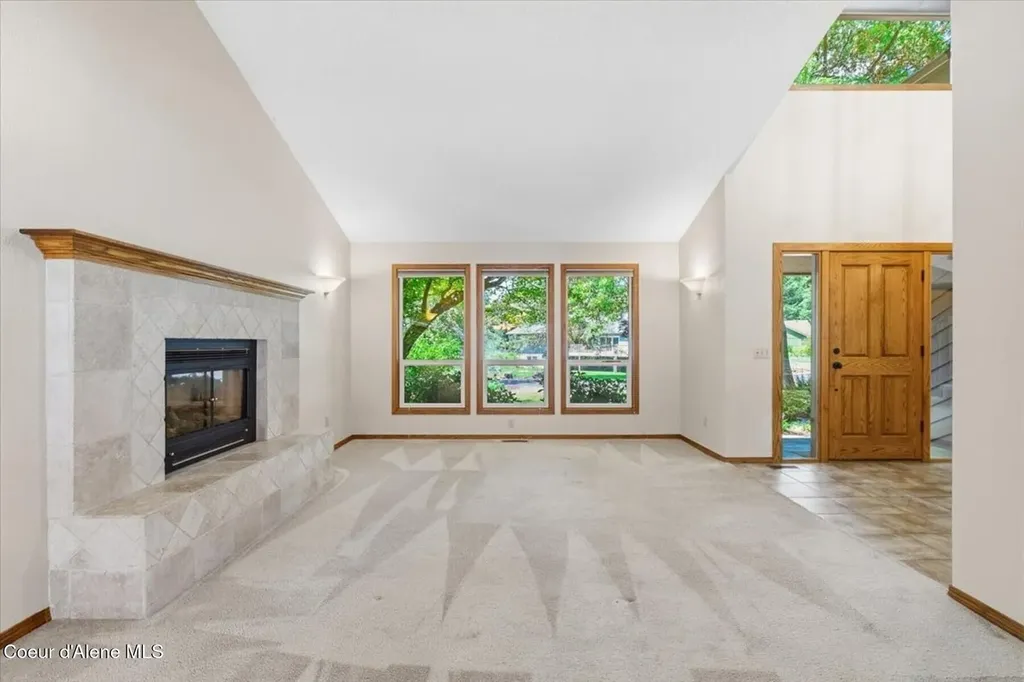 9737 N Circle Drive Hayden ID 83835