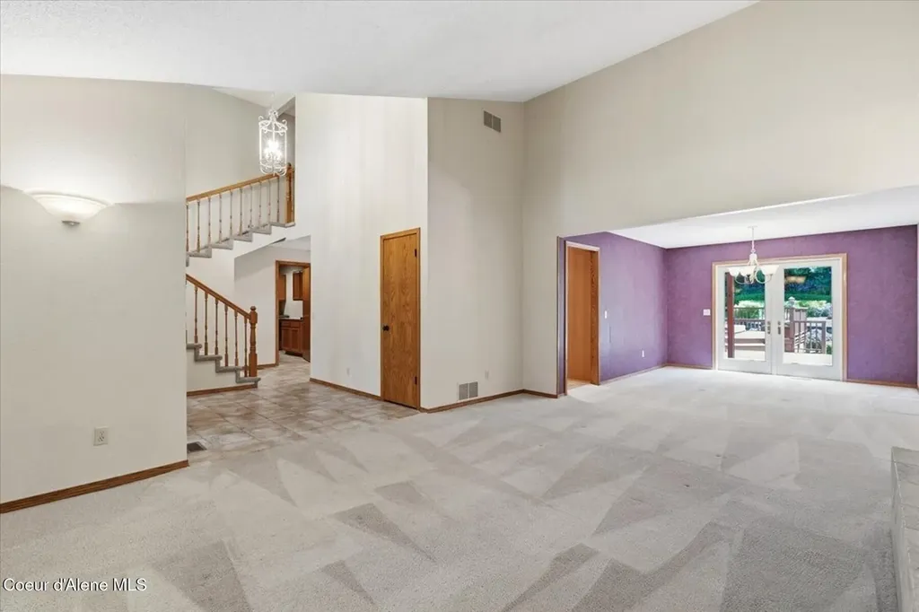 9737 N Circle Drive Hayden ID 83835