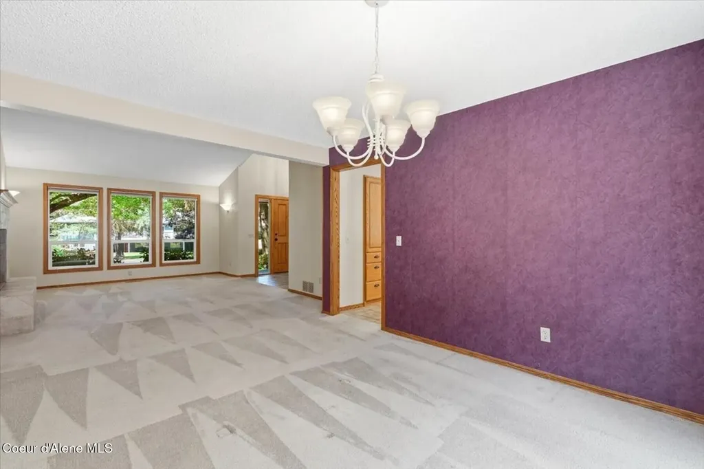 9737 N Circle Drive Hayden ID 83835