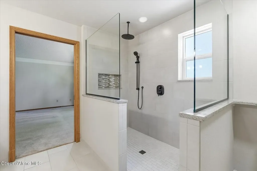 9737 N Circle Drive Hayden ID 83835