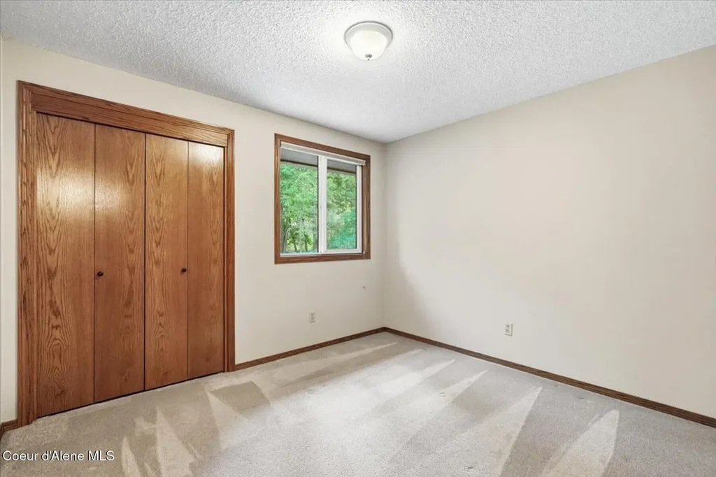 9737 N Circle Drive Hayden ID 83835
