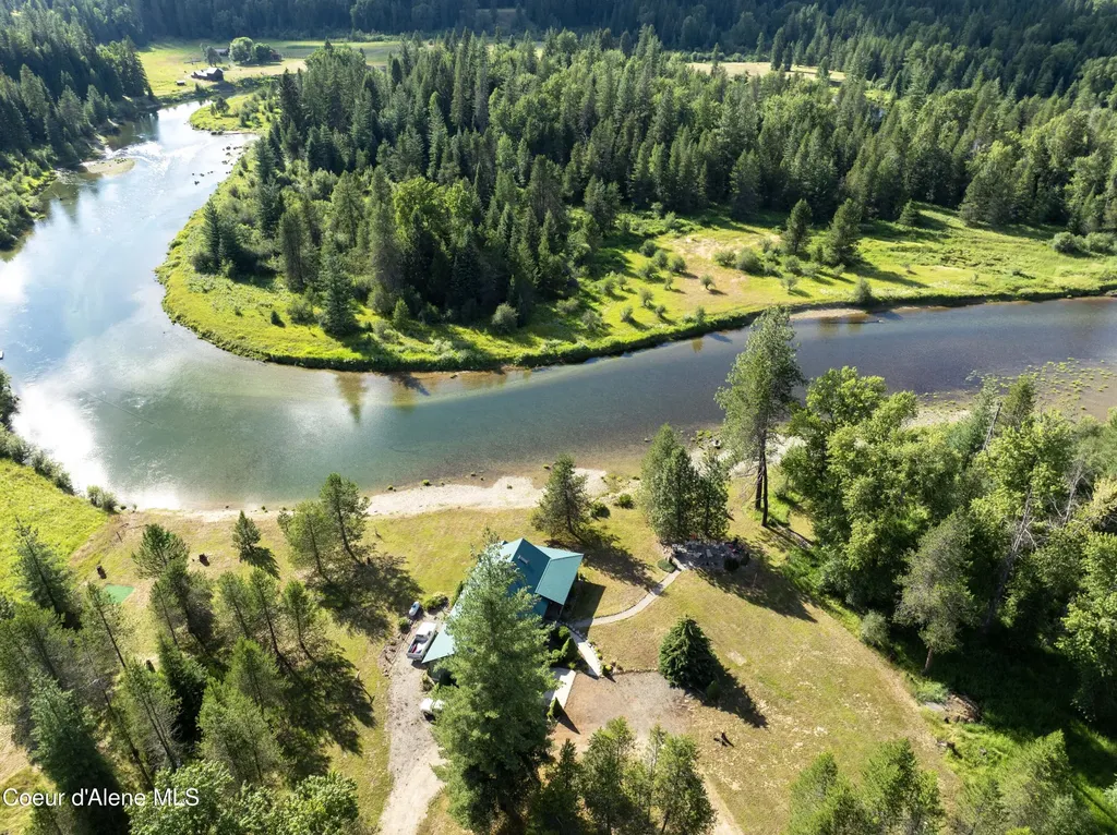 5653 Gleason Mcabee Falls Road Priest River ID 83856