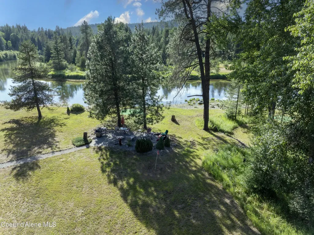 5653 Gleason Mcabee Falls Road Priest River ID 83856