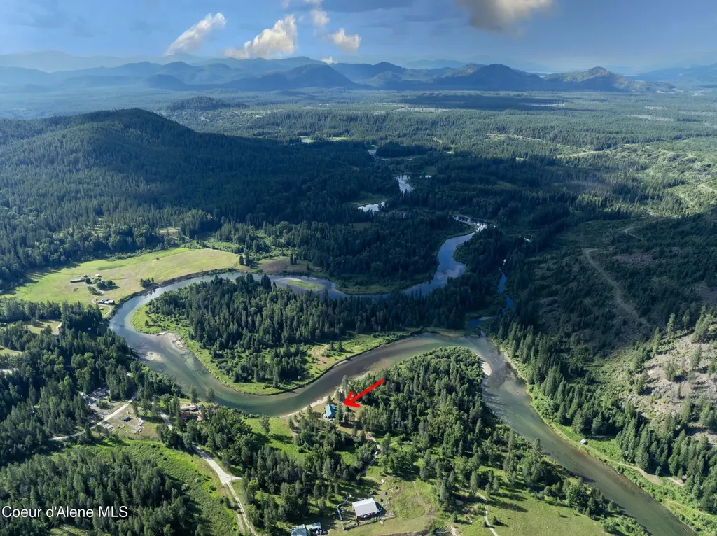 5653 Gleason Mcabee Falls Road Priest River ID 83856