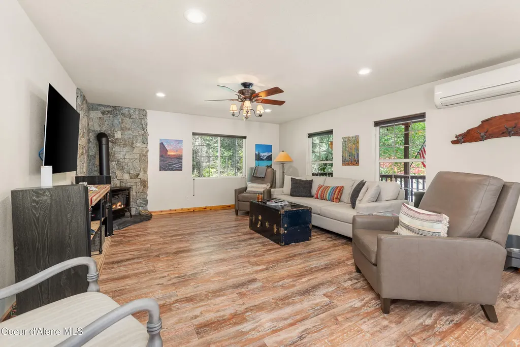11917 N Church Road Rathdrum ID 83858