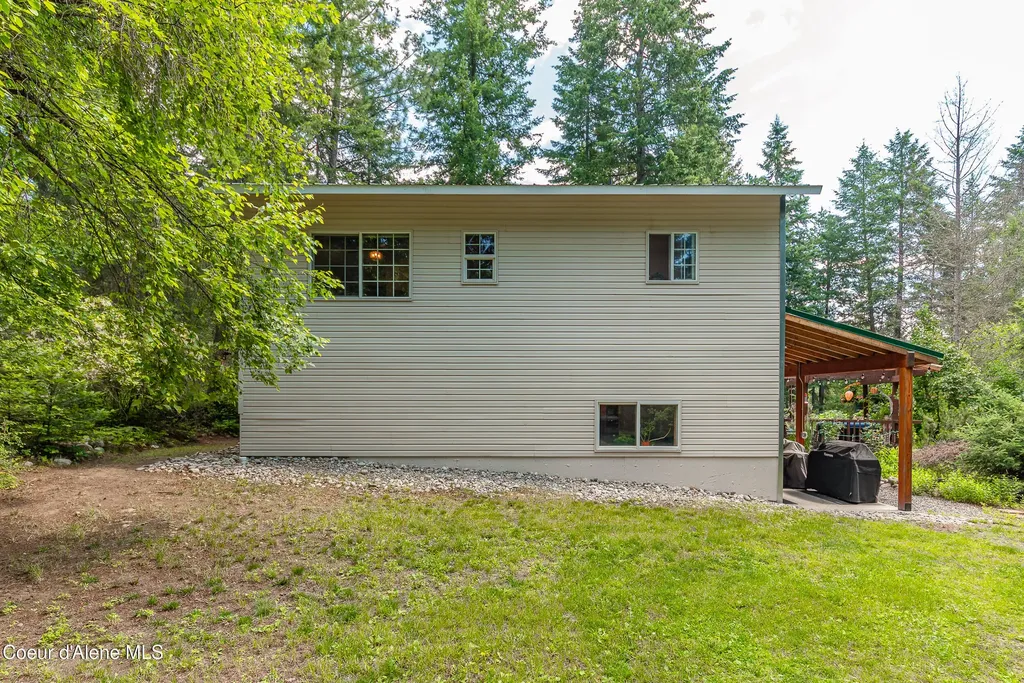 11917 N Church Road Rathdrum ID 83858