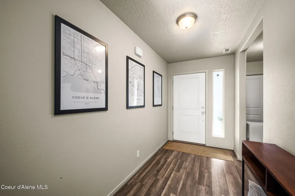 9852 N Berkshire Street Hayden ID 83835