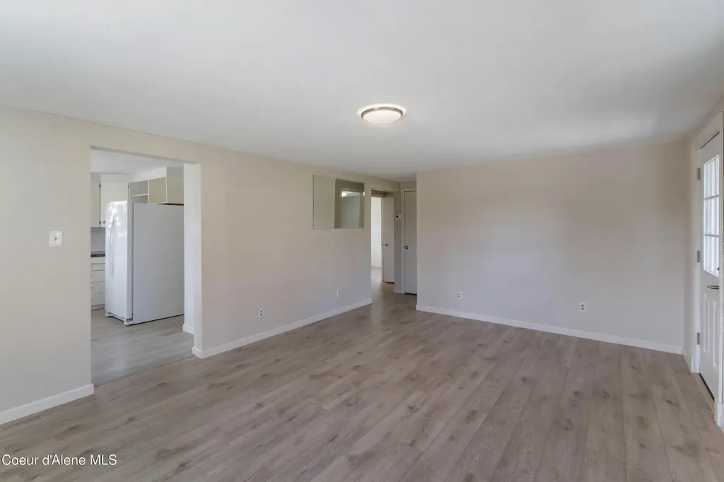 632 Roberson Way Sandpoint ID 83864