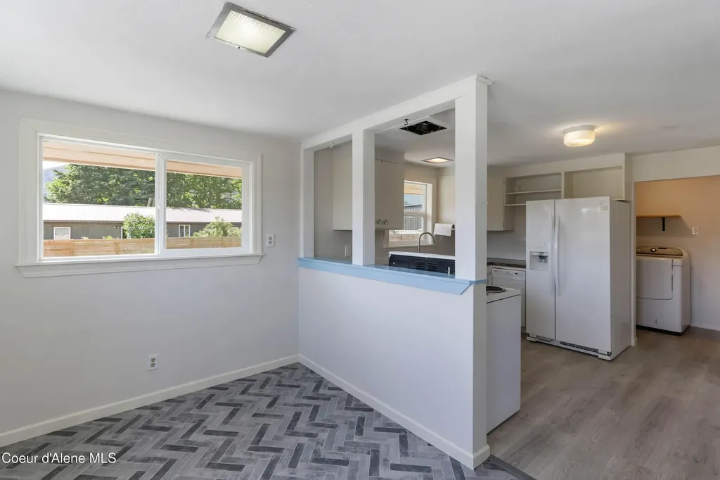 632 Roberson Way Sandpoint ID 83864
