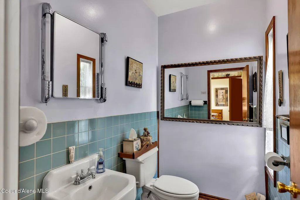 134 N Frederick Avenue Harrison ID 83833