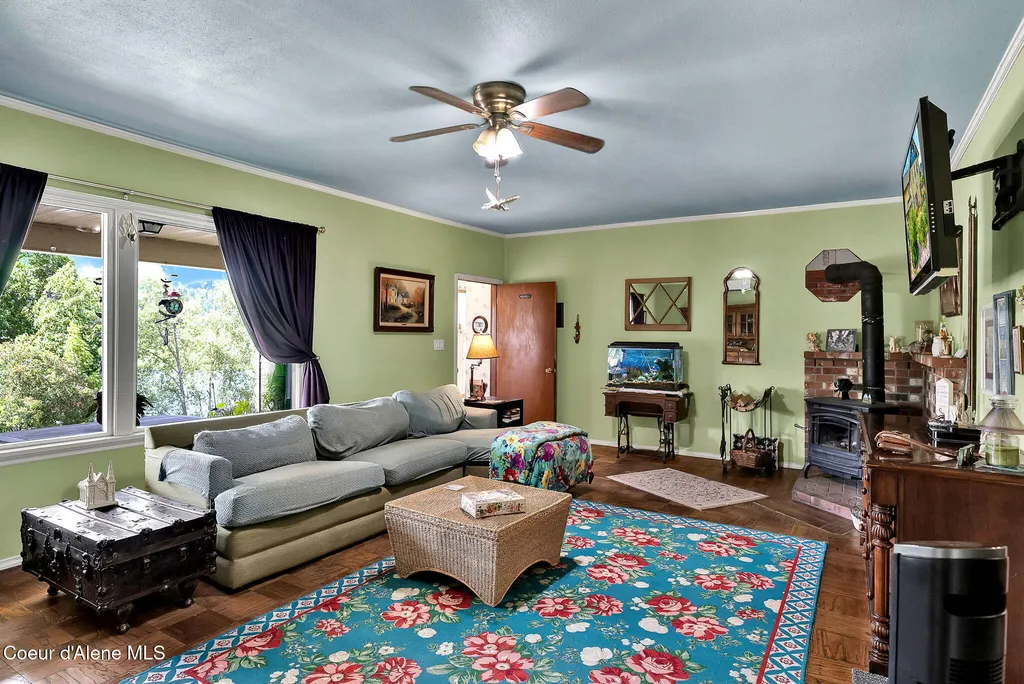 134 N Frederick Avenue Harrison ID 83833