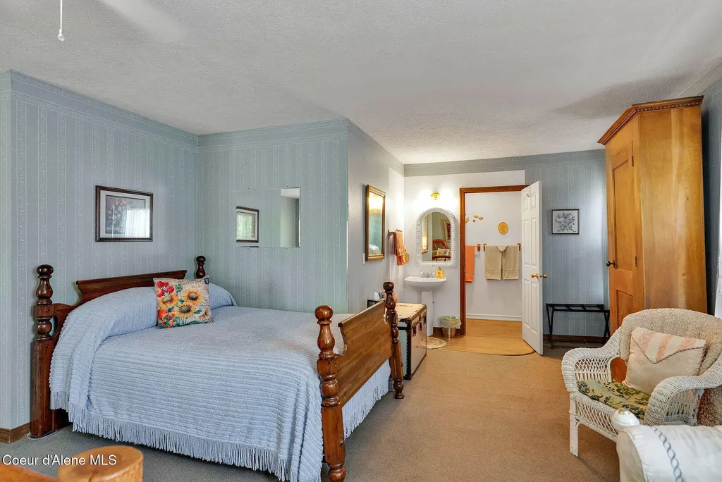 134 N Frederick Avenue Harrison ID 83833