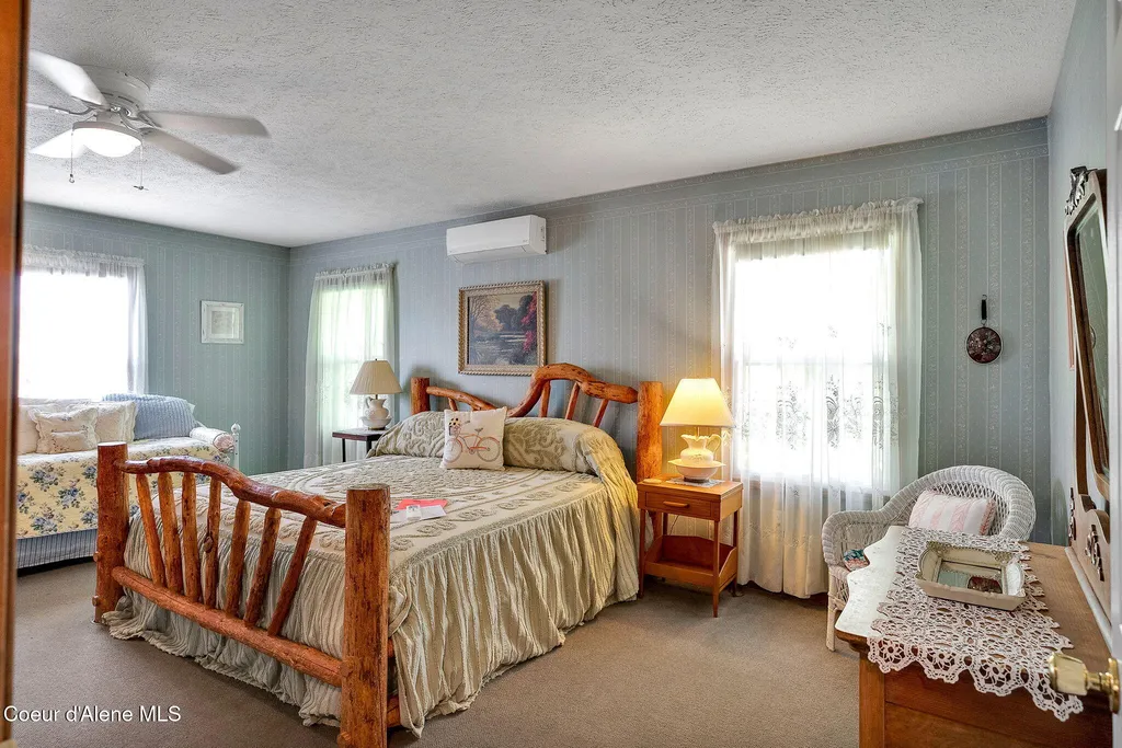 134 N Frederick Avenue Harrison ID 83833
