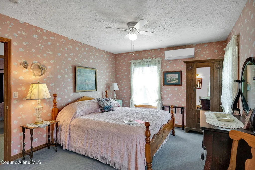 134 N Frederick Avenue Harrison ID 83833