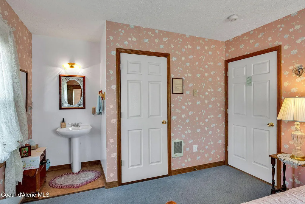 134 N Frederick Avenue Harrison ID 83833
