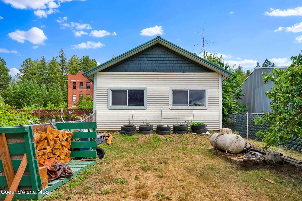 134 N Frederick Avenue Harrison ID 83833