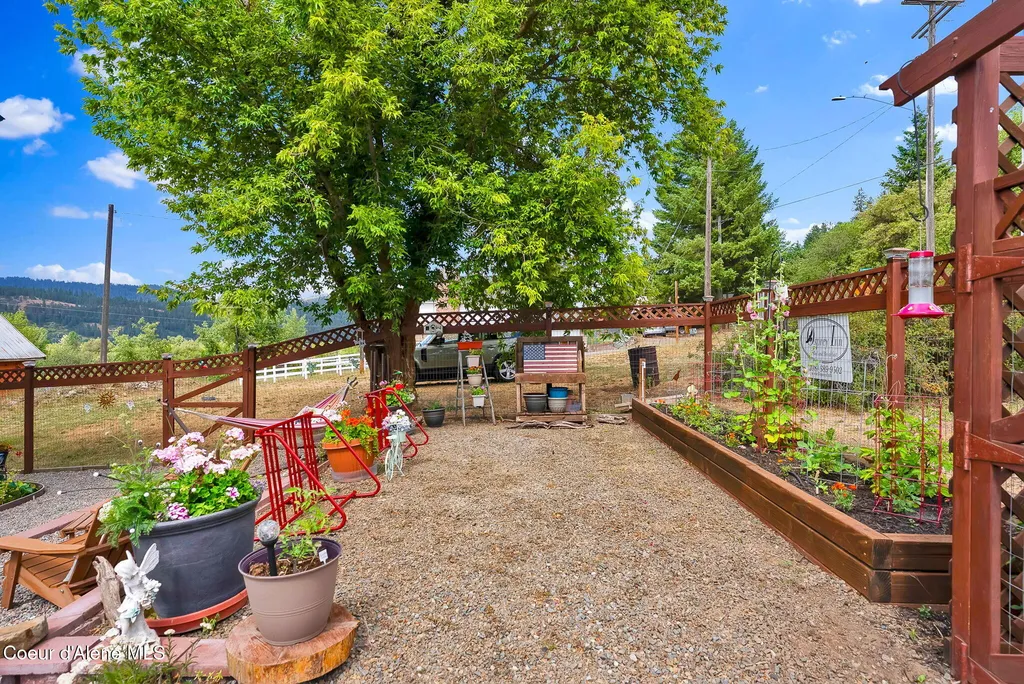 134 N Frederick Avenue Harrison ID 83833