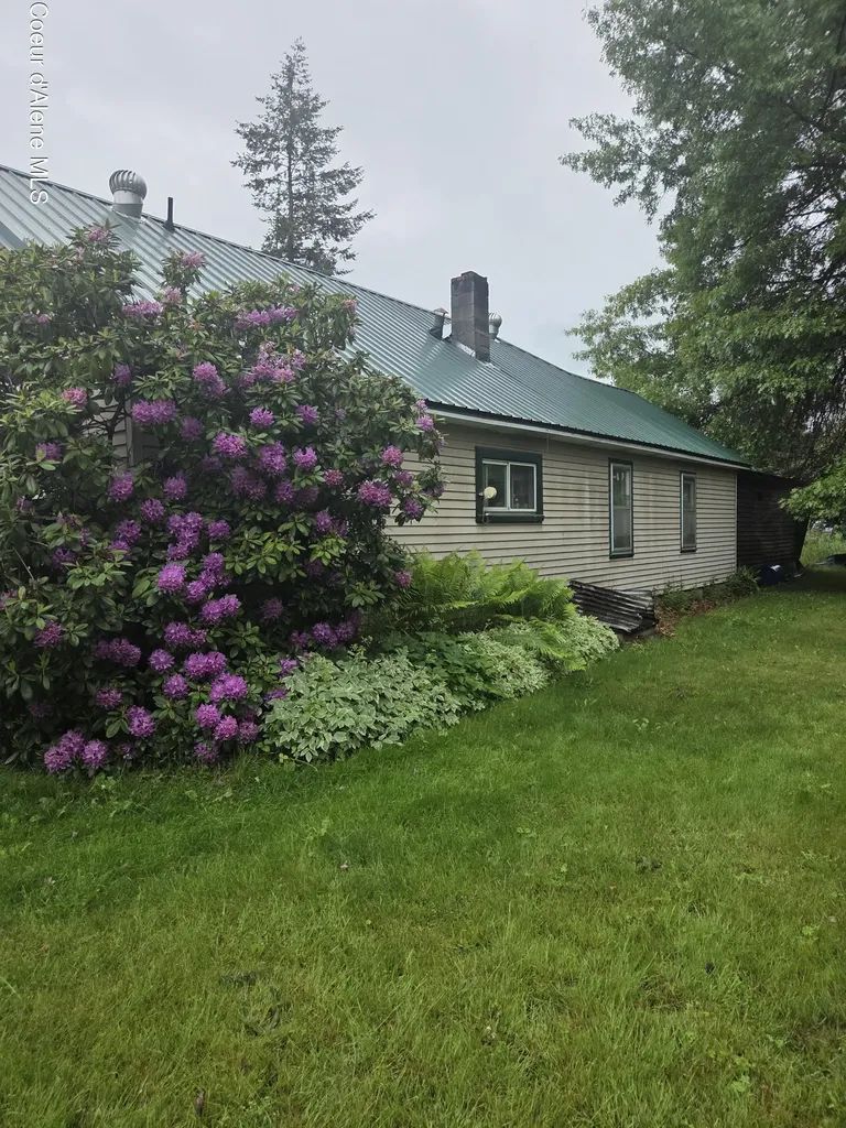 75 W Railroad Street Moyie Springs ID 83845